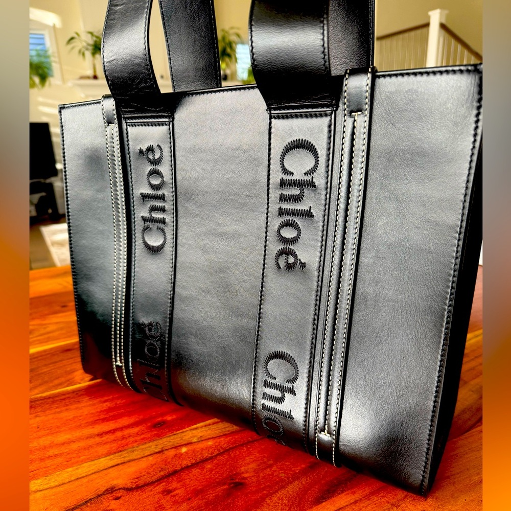 Chloe Woody Medium Black Leather Tote Bag